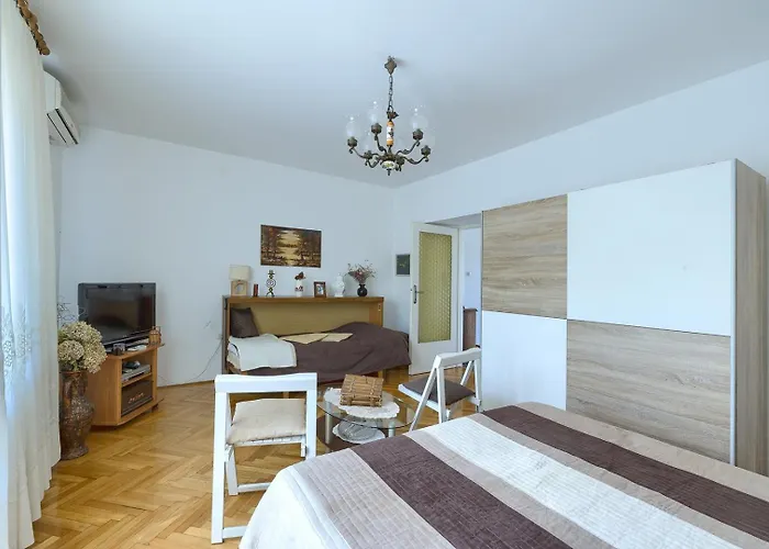Dusanka Apartment *